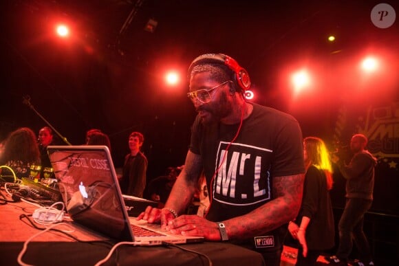 Semi-Exclusif - Djibril Cissé - Scène musicale après le tournoi de football Media Cup, un tournoi par équipe de production ou chaine de télévision, à Meudon. Le 2 juillet 2016