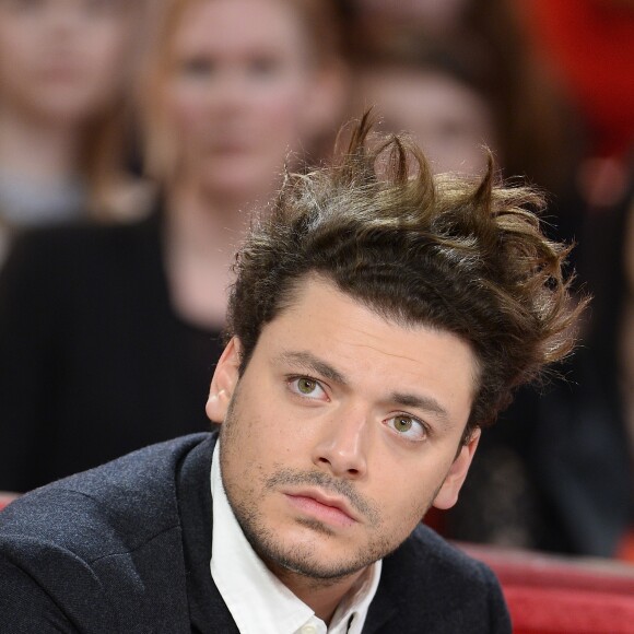 Kev Adams lors de l'Enregistrement de l'émission "Vivement Dimanche" à Paris le 3 Fevrier 2016 et qui sera diffusée le 7 Fevrier 2016. Invité principal Kev Adams. © Coadic Guirec/Bestimage