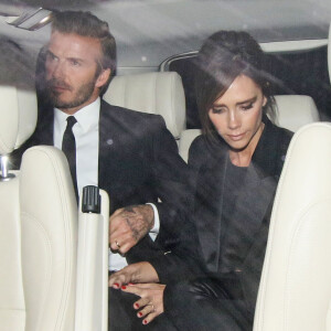David Beckham et sa femme Victoria Beckham - People quittent les "British Fashion Awards 2015" à Londres le 23 novembre 2015.