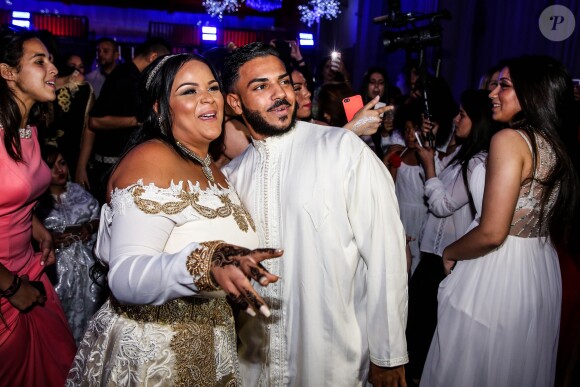 Exclusif - Fiançailles de Sarah Fraisou ("Les Anges 8") avec Malik, la cérémonie s'est déroulée dans une salle des fêtes de la région parisienne en présence de leurs familles le 8 juillet 2016.