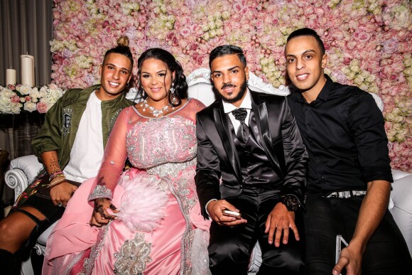 Exclusif - Fiançailles de Sarah Fraisou ("Les Anges 8") avec Malik, la cérémonie s'est déroulée dans une salle des fêtes de la région parisienne en présence de leurs familles le 8 juillet 2016.