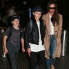 David et Victoria Beckham arrivent à l'aéroport de LAX avec leurs enfants Brooklyn, Romeo, Harper et Cruz à Los Angeles pour prendre l'avion, le 31 octobre 2015