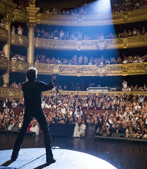 Johnny Hallyday en concert à l'Opéra Garnier pour un gala de charité en faveur de Vaincre le cancer, à Paris le 10 juillet 2016 © OLIVIER BORDE / BESTIMAGE