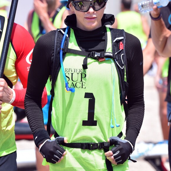 Exclusif - La princesse Charlene de Monaco a participé le 25 juin 2016 à la 2e édition de la Riviera Sup Race, une course de paddle de 14 kilomètres (Monaco, Italie, Menton, Roquebrune-Cap-Martin) organisée par l'association Hoé Hoé, en compagnie de son frère Gareth Wittstock. Son mari le prince Albert II de Monaco en a donné le départ sur la plage du Larvotto et était présent à Roquebrune-Cap-Martin pour l'accueillir à son arrivée, après 2h52 d'effort en plein soleil. © Bruno Bebert - Olivier Huitel/Pool Restreint Monaco/Bestimage-Crystal