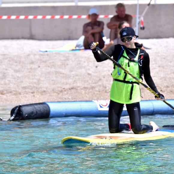 Exclusif - La princesse Charlene de Monaco a participé le 25 juin 2016 à la 2e édition de la Riviera Sup Race, une course de paddle de 14 kilomètres (Monaco, Italie, Menton, Roquebrune-Cap-Martin) organisée par l'association Hoé Hoé, en compagnie de son frère Gareth Wittstock. Son mari le prince Albert II de Monaco en a donné le départ sur la plage du Larvotto et était présent à Roquebrune-Cap-Martin pour l'accueillir à son arrivée, après 2h52 d'effort en plein soleil. © Bruno Bebert - Olivier Huitel/Pool Restreint Monaco/Bestimage-Crystal