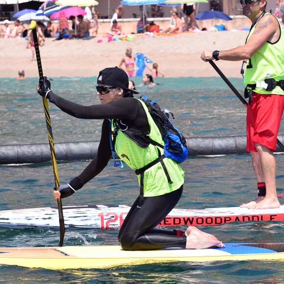 Exclusif - La princesse Charlene de Monaco a participé le 25 juin 2016 à la 2e édition de la Riviera Sup Race, une course de paddle de 14 kilomètres (Monaco, Italie, Menton, Roquebrune-Cap-Martin) organisée par l'association Hoé Hoé, en compagnie de son frère Gareth Wittstock. Son époux le prince Albert II de Monaco en a donné le départ sur la plage du Larvotto et était présent à Roquebrune-Cap-Martin pour l'accueillir à son arrivée, après 2h52 d'effort en plein soleil. © Bruno Bebert - Olivier Huitel/Pool Restreint Monaco/Bestimage-Crystal