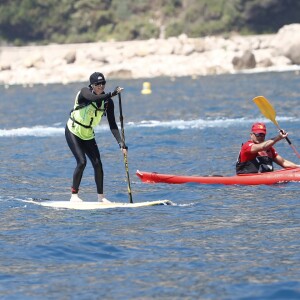 Exclusif - Charlene de Monaco a participé le 25 juin 2016 à la 2e édition de la Riviera Sup Race, une course de paddle de 14 kilomètres (Monaco, Italie, Menton, Roquebrune-Cap-Martin) organisée par l'association Hoé Hoé, en compagnie de son frère Gareth Wittstock. Son époux le prince Albert II de Monaco en a donné le départ sur la plage du Larvotto et était présent à Roquebrune-Cap-Martin pour l'accueillir à son arrivée, après 2h52 d'effort en plein soleil. © Bruno Bebert - Olivier Huitel/Pool Restreint Monaco/Bestimage-Crystal