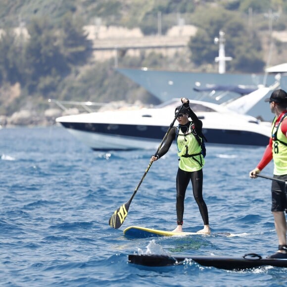 Exclusif - Charlene de Monaco a participé le 25 juin 2016 à la 2e édition de la Riviera Sup Race, une course de paddle de 14 kilomètres (Monaco, Italie, Menton, Roquebrune-Cap-Martin) organisée par l'association Hoé Hoé, en compagnie de son frère Gareth Wittstock. Son époux le prince Albert II de Monaco en a donné le départ sur la plage du Larvotto et était présent à Roquebrune-Cap-Martin pour l'accueillir à son arrivée, après 2h52 d'effort en plein soleil. © Bruno Bebert - Olivier Huitel/Pool Restreint Monaco/Bestimage-Crystal