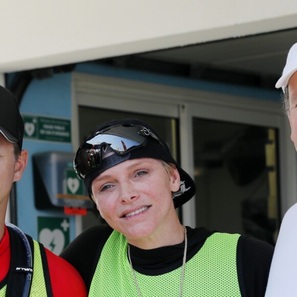 Exclusif - La princesse Charlene de Monaco a pris part le 25 juin 2016 à la 2e édition de la Riviera Sup Race, une course de paddle de 14 kilomètres (Monaco, Italie, Menton, Roquebrune-Cap-Martin) organisée par l'association Hoé Hoé, en compagnie de son frère Gareth Wittstock. Son époux le prince Albert II de Monaco en a donné le départ sur la plage du Larvotto et était présent à Roquebrune-Cap-Martin pour l'accueillir à son arrivée, après 2h52 d'effort en plein soleil. © Claudia Albuquerque/Bestimage