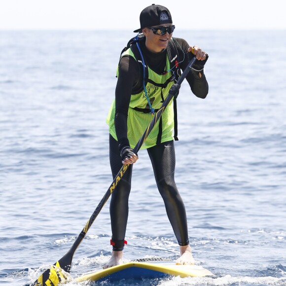 No Tabloïd - Exclusif - La princesse Charlène de Monaco participe à la 2ème Riviera Sup Race, une course de stand up paddle de 14 km organisée par l'association Hoé Hoé qui traverse Monaco, l'Italie, Menton et Roquebrune-Cap-Martin, le 25 juin 2016. Le prince Albert II de Monaco a donné le départ depuis la plage de Larvotto en compagnie de Benjamin Clément, le président de l'association Hoé Hoé. La princesse, qui a participé à cette course "pour le plaisir", était accompagnée par son frère Gareth Wittstock (qui fêtait son anniversaire aujourd'hui et sa seconde participation à l'évènement). Le meilleur des participants a mis 1h41 pour parcourir les 14 km. La princesse a bouclé la course en 2h52min. A son arrivée à la base nautique de Roquebrune-Cap-Martin, elle a été chaleureusement accueillie et félicitée par son mari le prince Albert II de Monaco. © Bruno Bebert - Olivier Huitel/Pool Restreint Monaco/Bestimage-Crystal  No Tabloïd For Germany call for price No web - No blog pour Belgique/Suisse Exclusive - Princess Charlene of Monaco participates at the second "Riviera SUP Race 2016", a Stand Up Paddle board competition that spans three countries - Monaco, Italy and France, with her brother Gareth Wittstock. The long distance race departed from Monaco yesterday and Princess Charlene's husband Prince Albert II of Monaco was there to support his wife and officially launch the race.25/06/2016 - Monaco