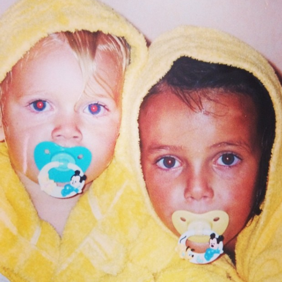 Camille Gottlieb et Pauline Ducruet, photo d'enfance partagée par Pauline le 15 juillet 2014 sur Instagram pour son 16e anniversaire.