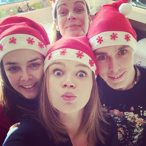 La princesse Stéphanie de Monaco avec ses trois enfants, Pauline Ducruet, Camille Gottlieb et Louis Ducruet, Noël 2014, photo Instagram.