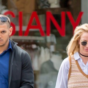Exclusif - Britney Spears fait du shopping à Los Angeles le 25 mai 2016.