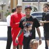 Tyga emmène son fils King Cairo Stevenson déjeuner au restaurant Genwa Korean BBQ. Los Angeles, le 19 juillet 2016.