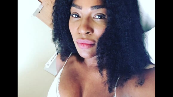 Serena Williams trop sexy en lingerie : Son décolleté ravageur affole la Toile