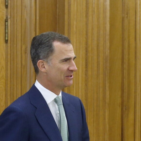 Le roi Felipe VI d'Espagne en audience avec la présidente du congrès des députés Ana Pastor à Madrid le 20 juillet 2016