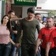 Exclusif - Nabilla Benattia dédicace son livre "Trop Vite" avec son compagnon Thomas Vergara au centre commercial "Merignac Soleil" à Bordeaux, le 26 juin 2016. © Thibaut Moritz-Patrick Bernard/Bestimage