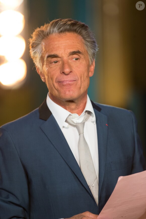 Exclusif - No Web No Blog - Gérard Holtz - Backstage de l'enregistrement de l'émission "La télé chante pour le Sidaction" aux Folies Bergère à Paris. L'émission sera diffusée sur France 2 le 28 mars 2015