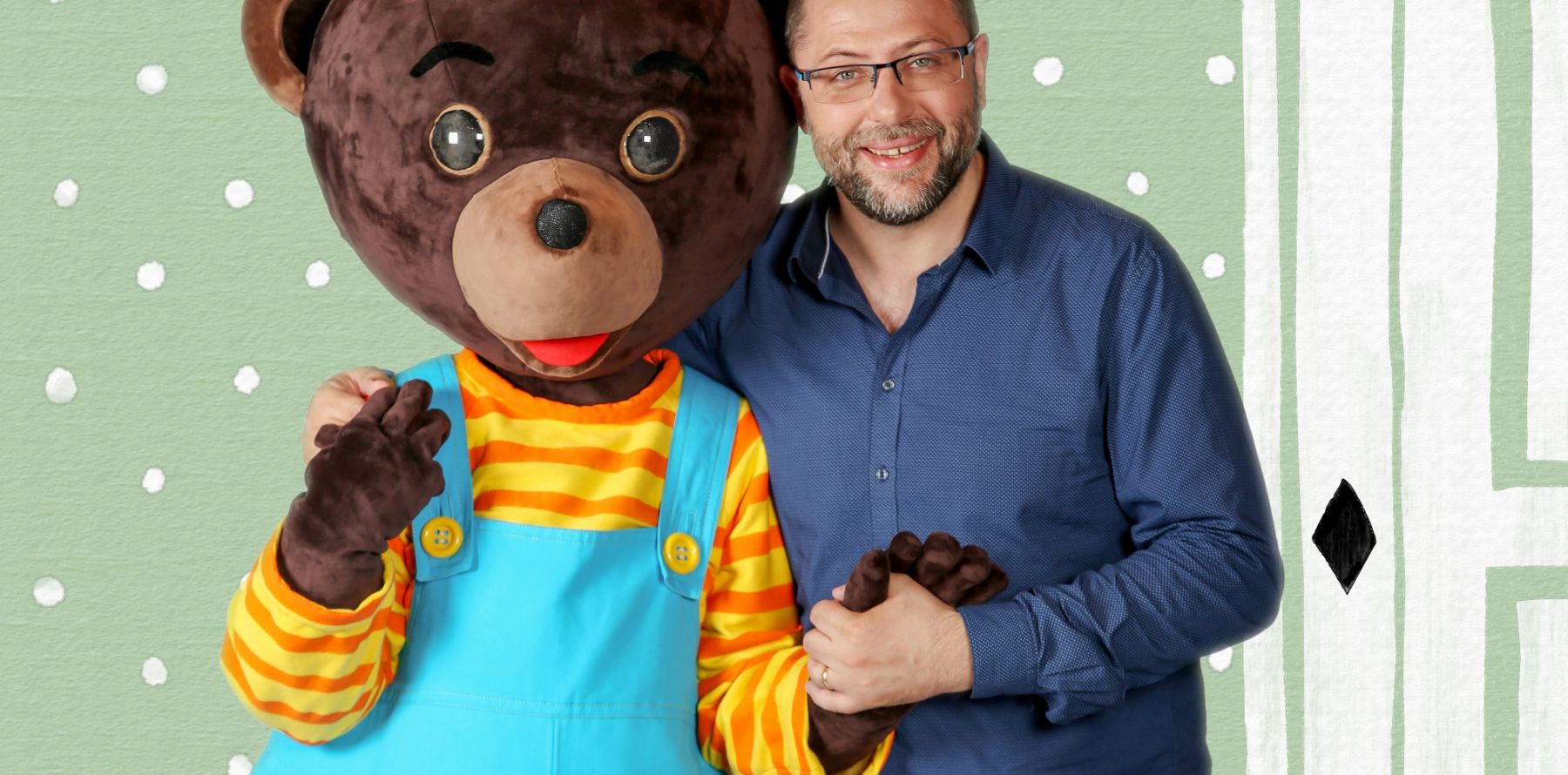 Petit Ours Brun - Le Spectacle Au Cinéma Petit Ours Brun, le spectacle : Le héros des tout-petits prend vie sur