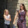 Jennifer Garner arrive à l'église avec ses enfants pour assister à la messe à Pacific Palisades le 24 juillet 2016.