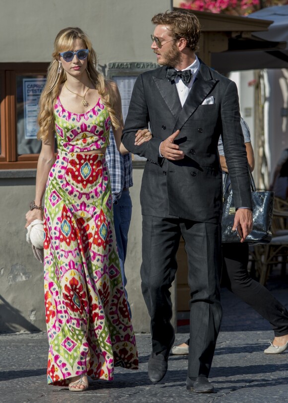 Pierre Casiraghi et sa femme Beatrice Borromeo au mariage de Giovanna Battaglia et Oscar Engelbert à Capri, Italie, le 10 juin 2016.