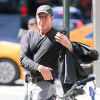 Exclusif - Michael Lohan (le père de Lindsay Lohan) fume une cigarette dans les rues de New York, le 13 avril 2016
