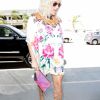 La chanteuse Kesha arrive à l'aéroport LAX de Los Angeles pour prendre un avion. Le 23 juin 2016