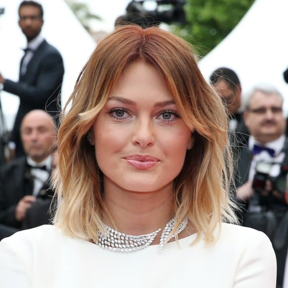 Caroline Receveur - Montée des marches du film Ma Loute lors du 69e Festival International du Film de Cannes le 13 mai 2016. © Borde-Jacovides-Moreau/Bestimage