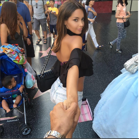 Nabilla sur le Walk of Fame à Hollywood avec Thomas le 5 août 2016... Photo Instagram