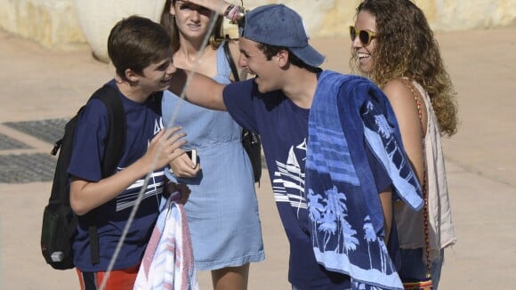 Elena et Cristina d'Espagne : Leurs enfants chahutent joyeusement à Majorque