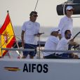  Le roi Felipe VI d'Espagne a eu l'occasion de barrer le voilier Aifos au dernier jour de la Copa del Rey à Palma de Majorque le 6 août 2016 