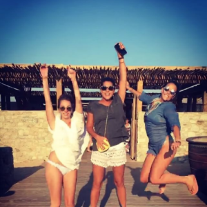 Pauline Ducruet avec ses amies Alexia et Chloé à Mykonos le 6 août 2016, photo Instagram