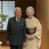 L'empereur du Japon Akihito et l'impératrice Michiko au palais impérial le 19 octobre 2015.