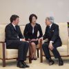 Le Premier ministre italien Matteo Renzi s'entretient avec l'empereur Akihito et l'impératrice Michiko du Japon au palais impérial à Tokyo, le 3 août 2015.