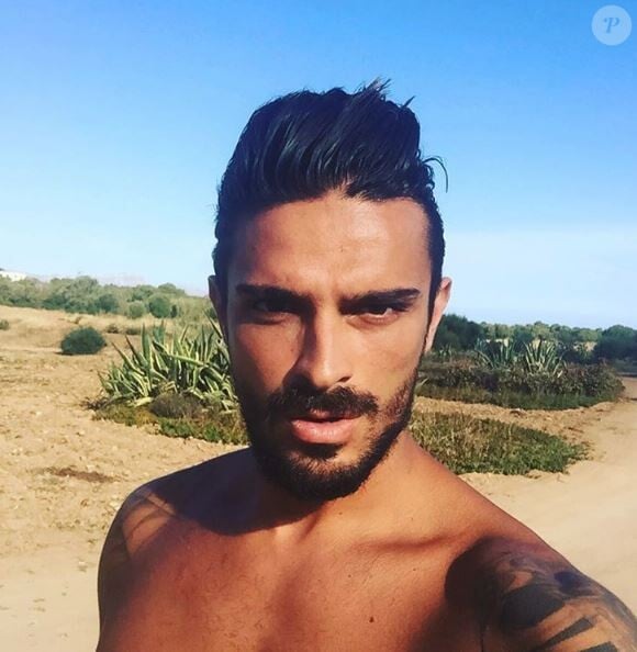 Julien des "Marseillais dévoile un selfie sur Instagram, août 2016