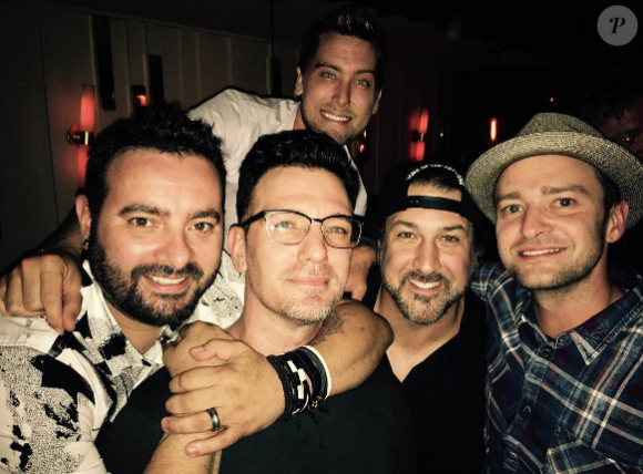 Justin Timberlake et ses acolytes du groupe NSYNC se retrouvent pour une soirée chez The Nice Guy. Photo publiée sur Instagram, le 8 août 2016