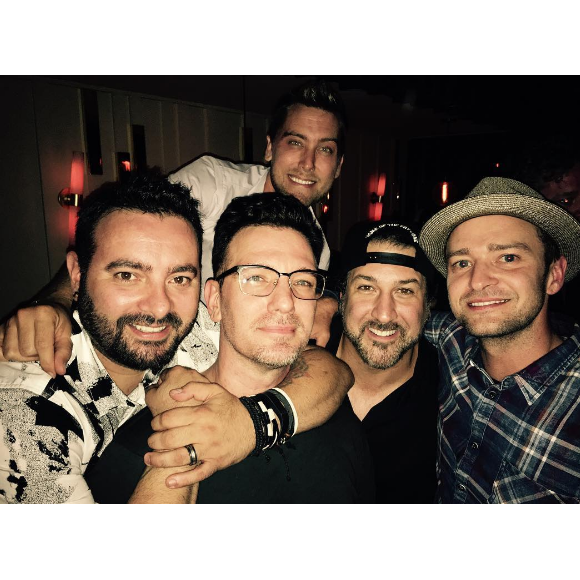 Justin Timberlake et ses acolytes du groupe NSYNC se retrouvent pour une soirée chez The Nice Guy. Photo publiée sur Instagram, le 8 août 2016