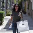 Courteney Cox fait du shopping chez Gratus à Beverly Hills, le 27 avril 2016