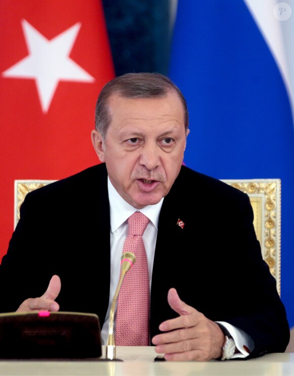 Le président turc Recep Tayyip Erdogan lors d'une conférence de presse avec son son homologue russe Vladimir Poutine à Saint-Pétersbourg, le 9 août 2016.