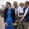 Le prince George de Cambridge avec ses parents le prince William et la duchesse Catherine au Royal International Air Tattoo à Fairford, le 8 juillet 2016.