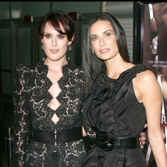 DEMI MOORE ET RUMER WILLIS - PREMIERE DU FILM "SORORITY ROW" A HOLLYWOOD 03/09/2009
