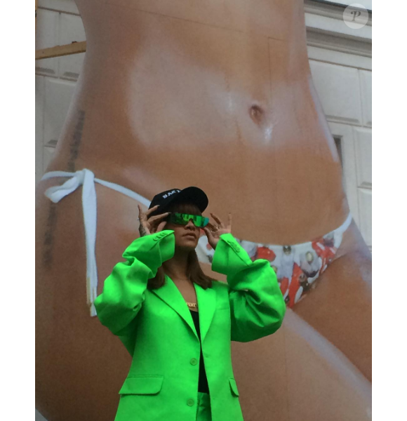 Rihanna en visite à la 9e édition de la Biennale de Berlin. Photo publiée le 17 août 2016.