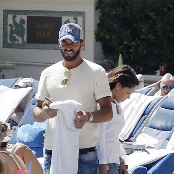 Exclusif - Nabilla Benattia et son compagnon Thomas Vergara en vacances à Las Vegas, le 7 août 2016.