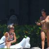 Jasmine Sanders et Hrush Achemyan, amies de Kim Kardashian, profitent d'une journée ensoleillée à la Casa Aramara. Punta Mita, le 20 août 2016.