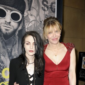 Courtney Love et sa fille Frances Bean Cobain assistent à la première du film "Kurt Cobain : Montage of Heck" à Hollywood, le 21 avril 2015.