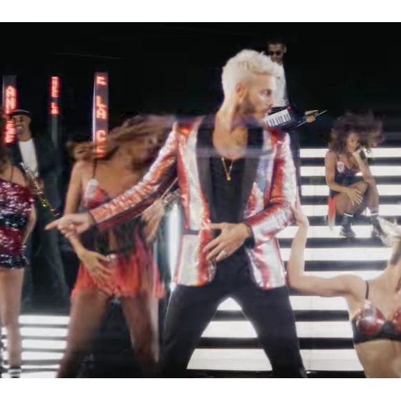 Image extraite du clip de M. Pokora - Cette année-là - août 2016.