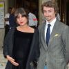Flore Bonaventura (enceinte de 7 mois) et son compagnon Alfred - 22ème Gala "Musique contre l'oubli" au profit d'Amesty International au thêatre des Champs-Elysées à Paris le 28 juin 2016. © Giancarlo Gorassini / Bestimage