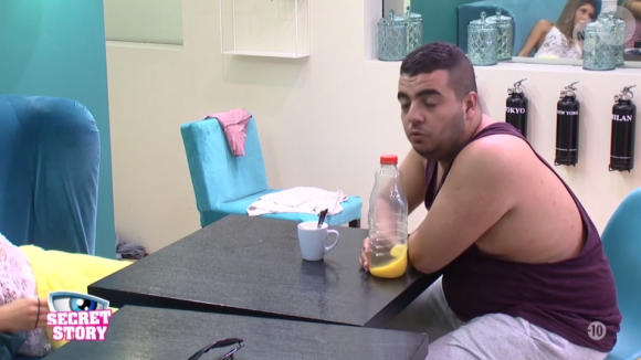 Episode de "Secret Story 10" sur NT1. Le 31 août 2016.