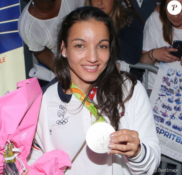 Sarah Ourahmoune - Arrivées des athlètes des Jeux olympiques de Rio 2016 à l'aéroport de Roissy. Le 23 août 2016.