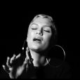 Jessie J. reprend le titre Where Is The Love? des Black Eyed Peas. Image extraite d'une vidéo publiée sur Youtube, le 1er septembre 2016